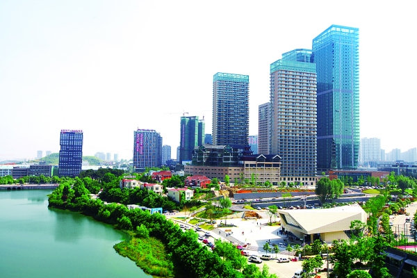 貴陽國家高新區(qū)以大數(shù)據(jù)為引領推動綠色產(chǎn)業(yè)發(fā)展綜述